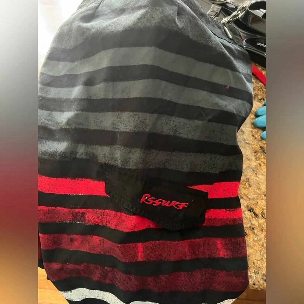 RS Surf Co Men’s Board Shorts/Swim Suit